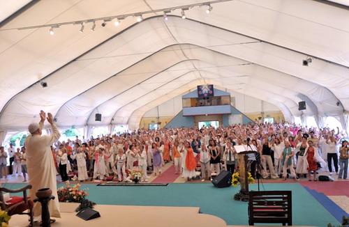 “May the Shekhinah manifest itself in the cosmos and within all living beings” – Darshan, 28 June 2009